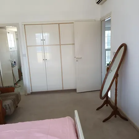 Sea Breeze 4 Bedroom Villa,shared Swimming Pool Vilă