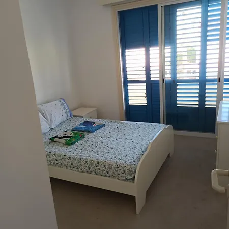 Sea Breeze 4 Bedroom Villa,shared Swimming Pool *