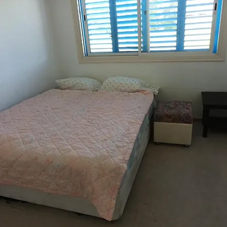 Sea Breeze 4 Bedroom Villa,shared Swimming Pool Larnaca