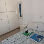Sea Breeze 4 Bedroom Villa,shared Swimming Pool Villa Larnaca