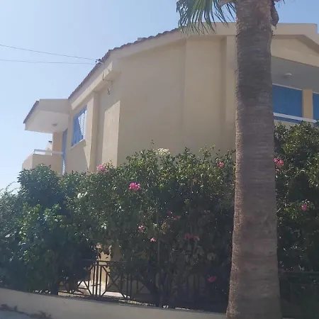 Sea Breeze 4 Bedroom