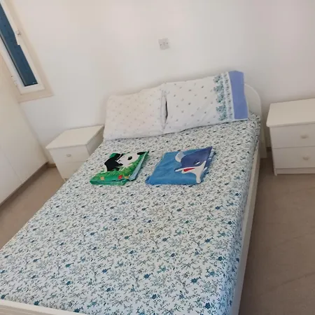 Sea Breeze 4 Bedroom Villa *