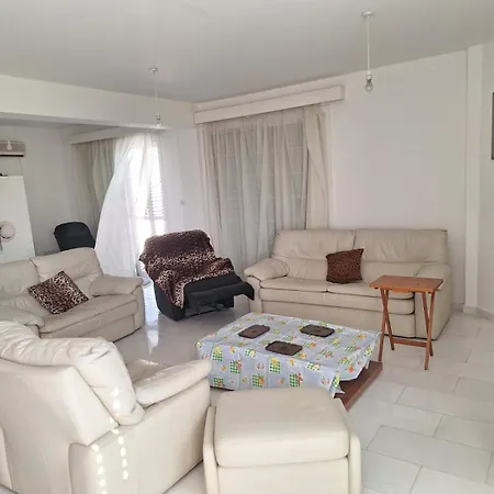 Sea Breeze 4 Bedroom