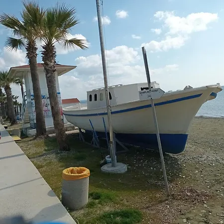 Villa Sea Breeze 4 Bedroom Villa,shared Swimming Pool