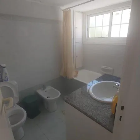 Sea Breeze 4 Bedroom Villa,shared Swimming Pool *